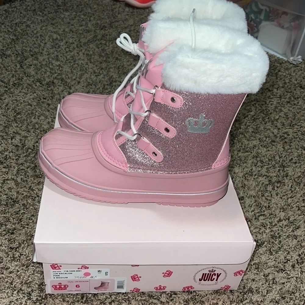 Juicy couture boots